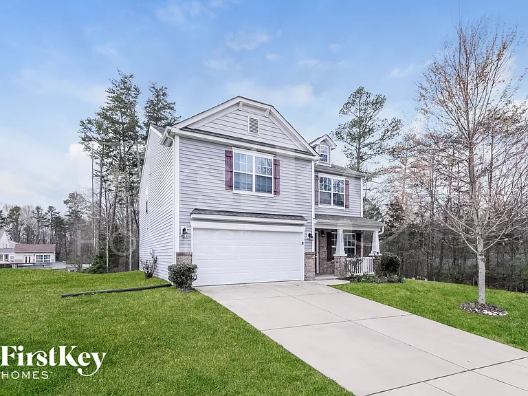 2025 Misty Rose Ln — Photo 1