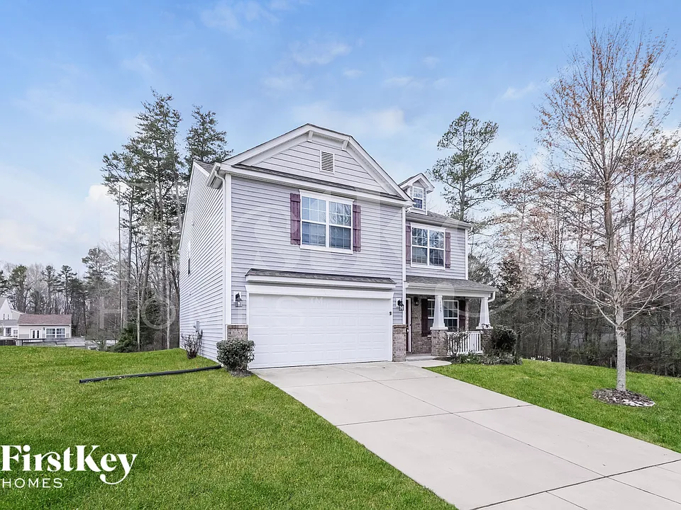 2025 Misty Rose Ln