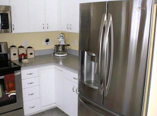 1159 Robinhood Ln, Grayling, MI 49738