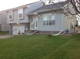 7868 Curtis Ave, Omaha, NE 68134