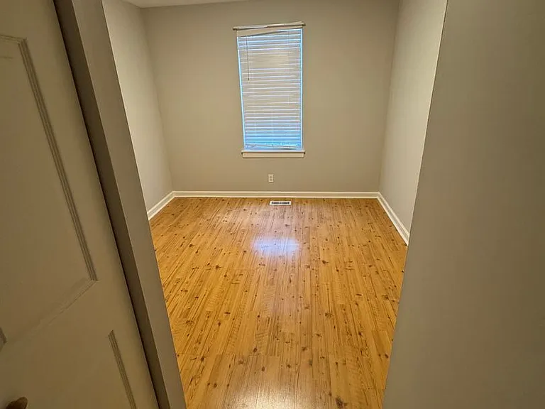 748 Meadowlark Dr — Photo 14