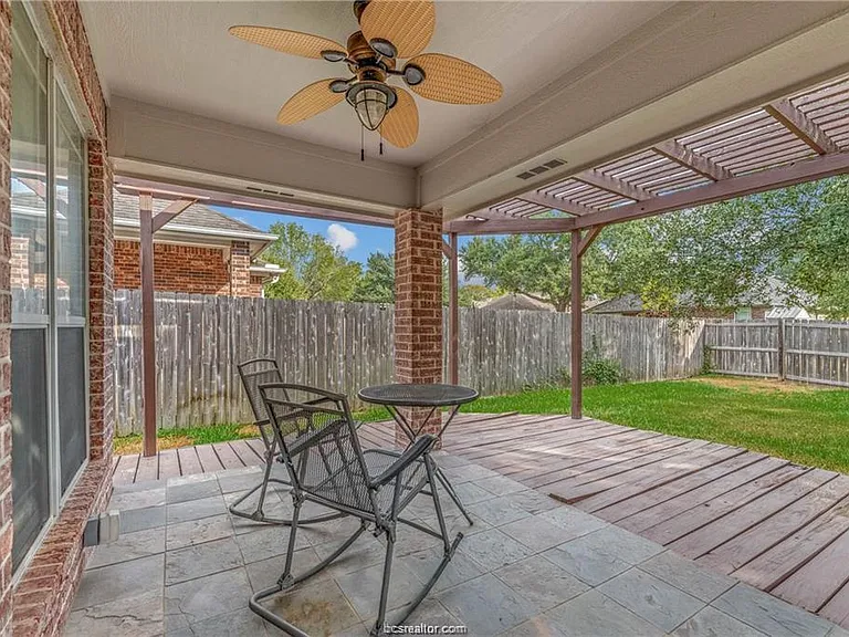 3755 Essen Loop — Photo 19