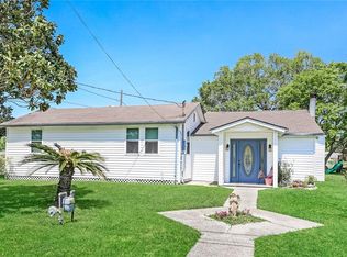 118 Overseas Ave, Belle Chasse, LA 70037