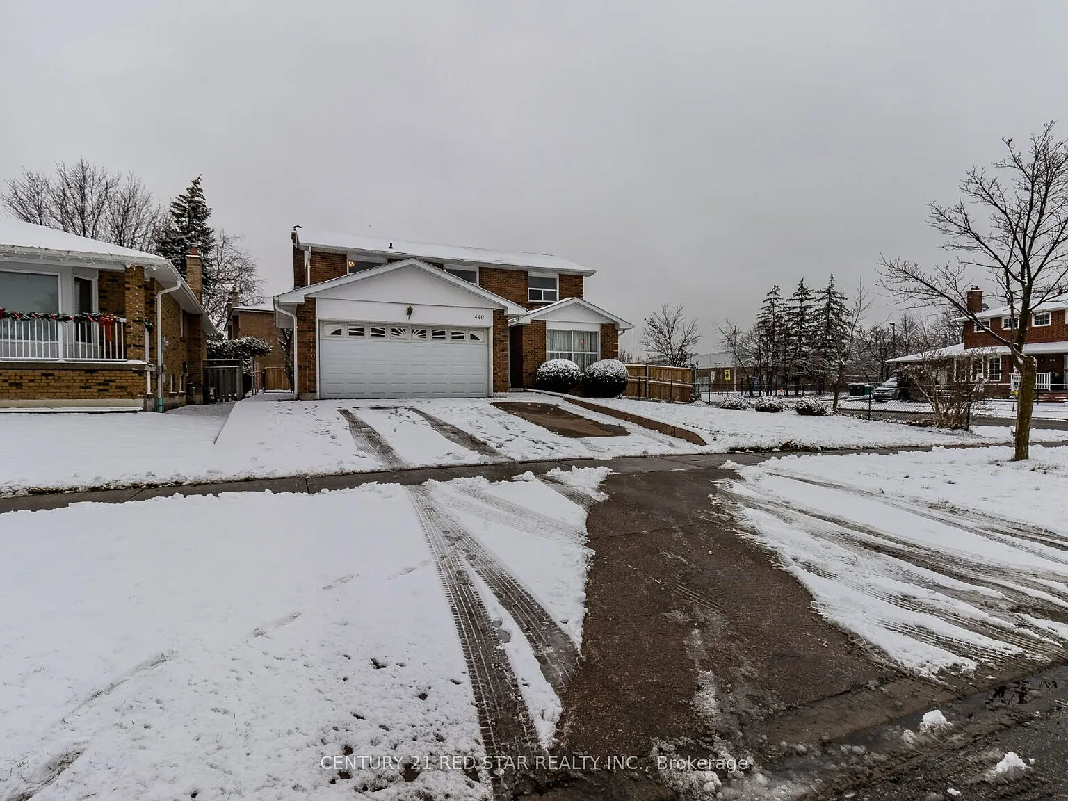 3 bed, $2,300 — Photo 3