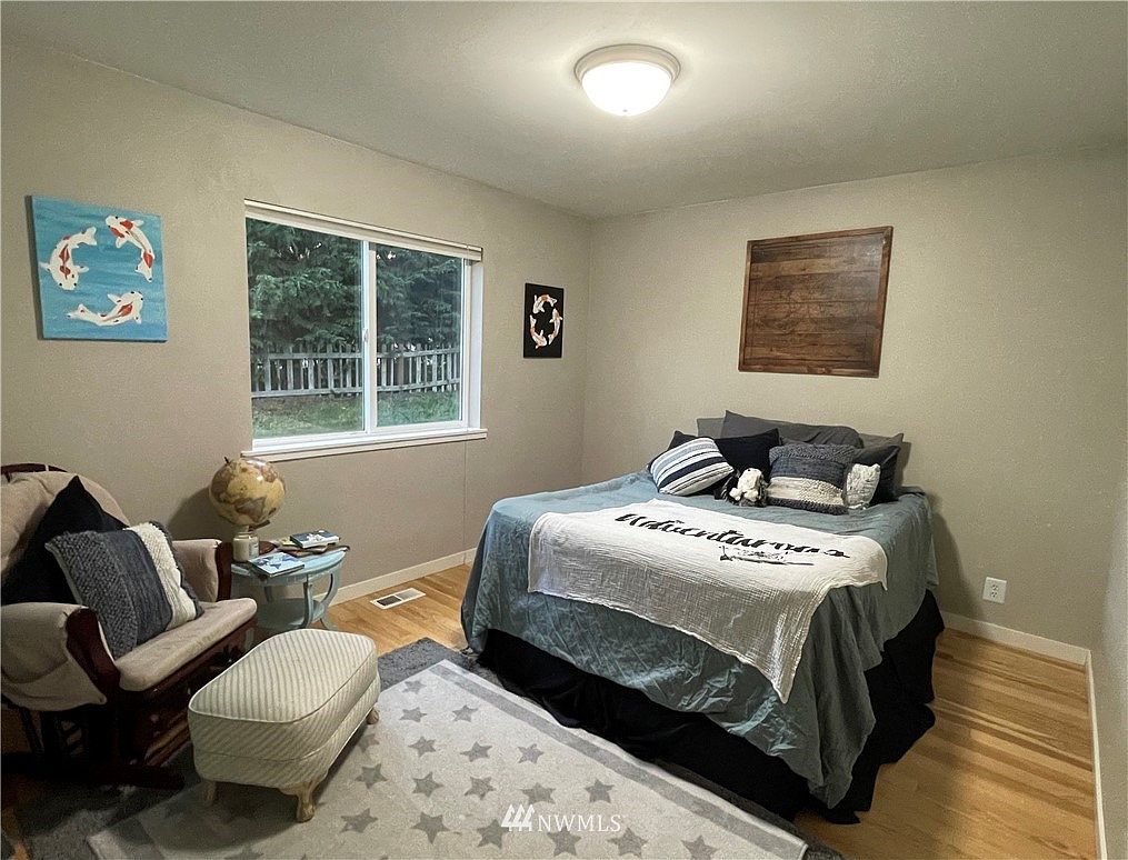 Oak Harbor, WA 98277