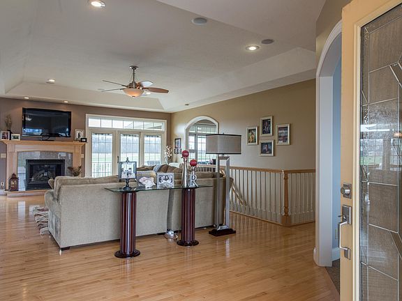 5th image of 1681 Eagle Creek Dr S