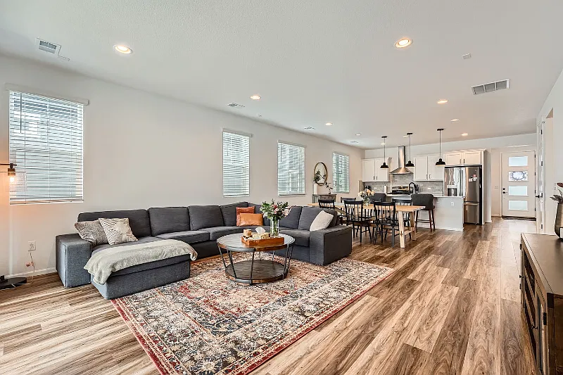 Fully Furnished 3BD/2BA Home in Aurora Highlands - All-Inclusive Living — Photo 3