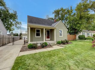 1277 Harvard Rd, Berkley, MI 48072