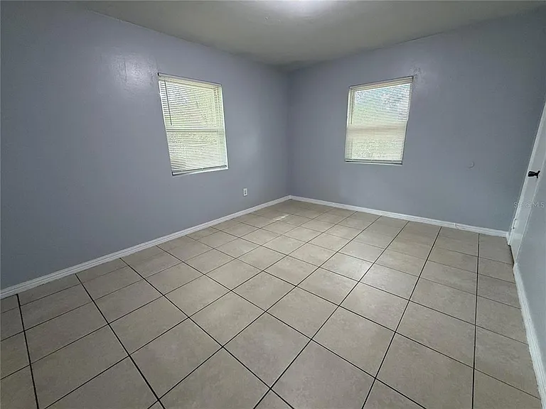 1480 Kathleen Rd — Photo 4