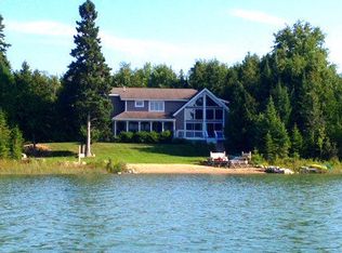 36040 S Alton Rd, Drummond Island, MI 49726