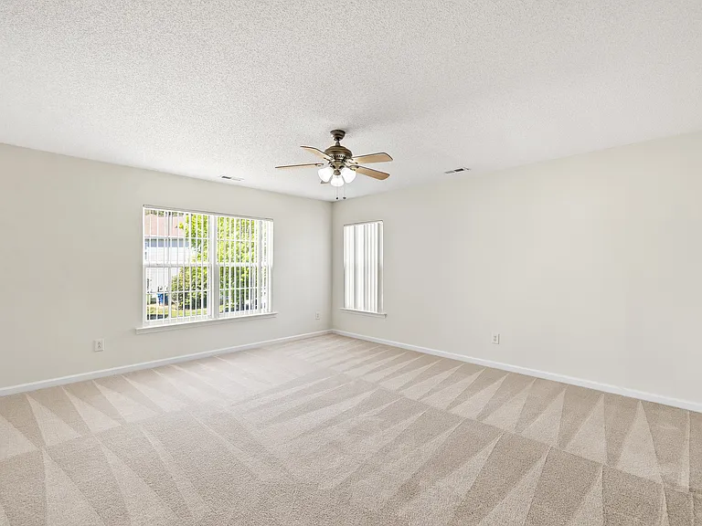 6571 Guard Hill Dr — Photo 30