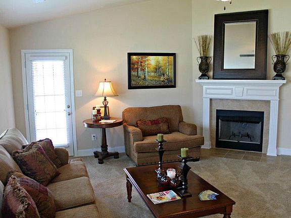 4th image of 120 Bermuda Lakes Dr