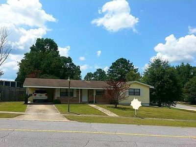 4016 Chapel Ave, Chipley, FL, 32428