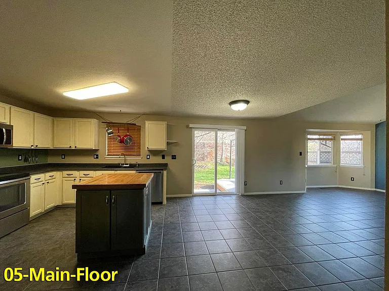 1448 Cedarwood Dr — Photo 6