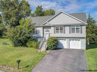 4 Carmella Rd, Lloyd, NY 12528