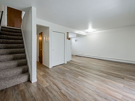 5th image of 151 Huronview Ct