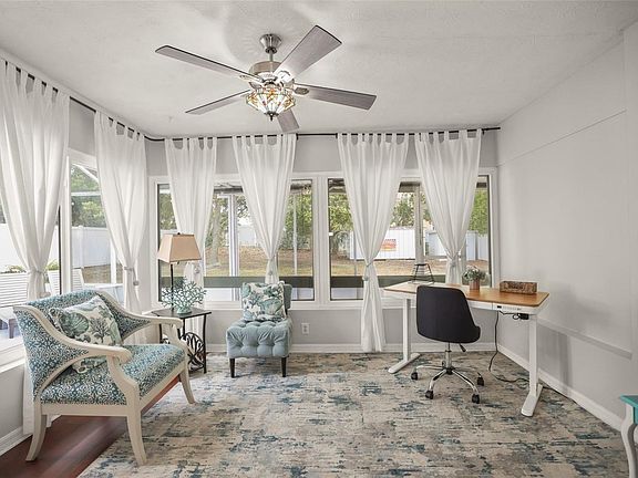 5th image of 1121 Sunnydale Dr