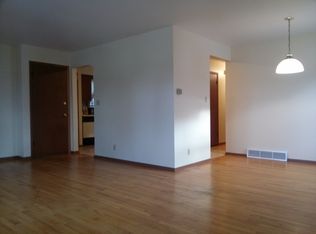 7127 W Brentwood Ave, Milwaukee, WI 53223