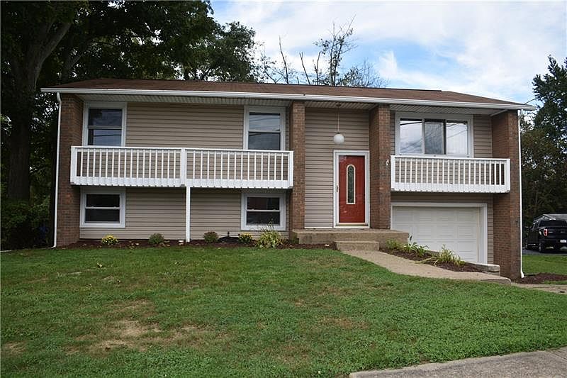 1st image of 349 Country Hills Dr