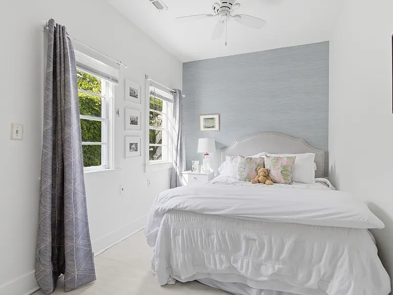 21 Felix St #B — Photo 7