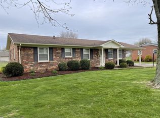 404 8th St, Lawrenceburg, TN 38464