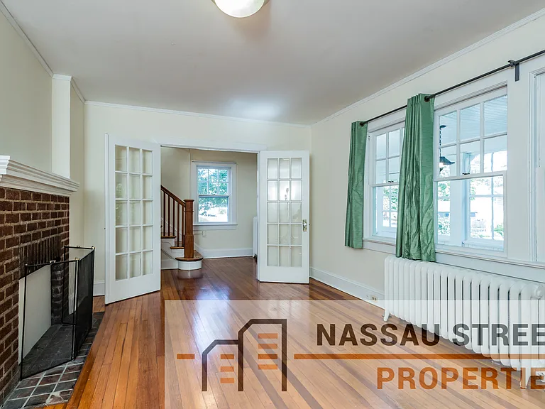 75 S Harrison St — Photo 5