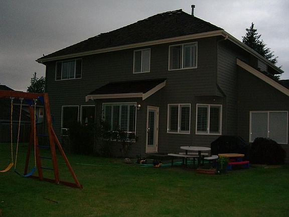 South facing back with plantation blinds
