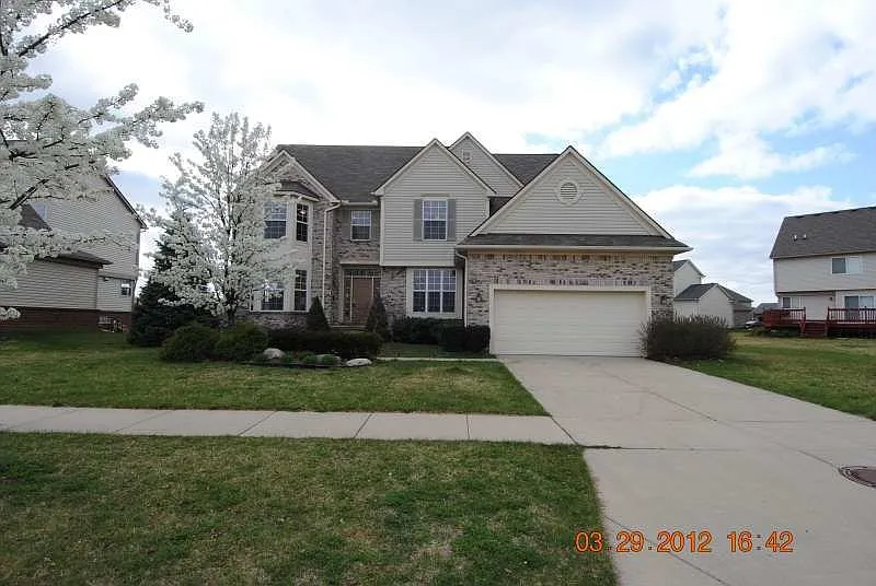 7436 Tremont Blvd photo 1