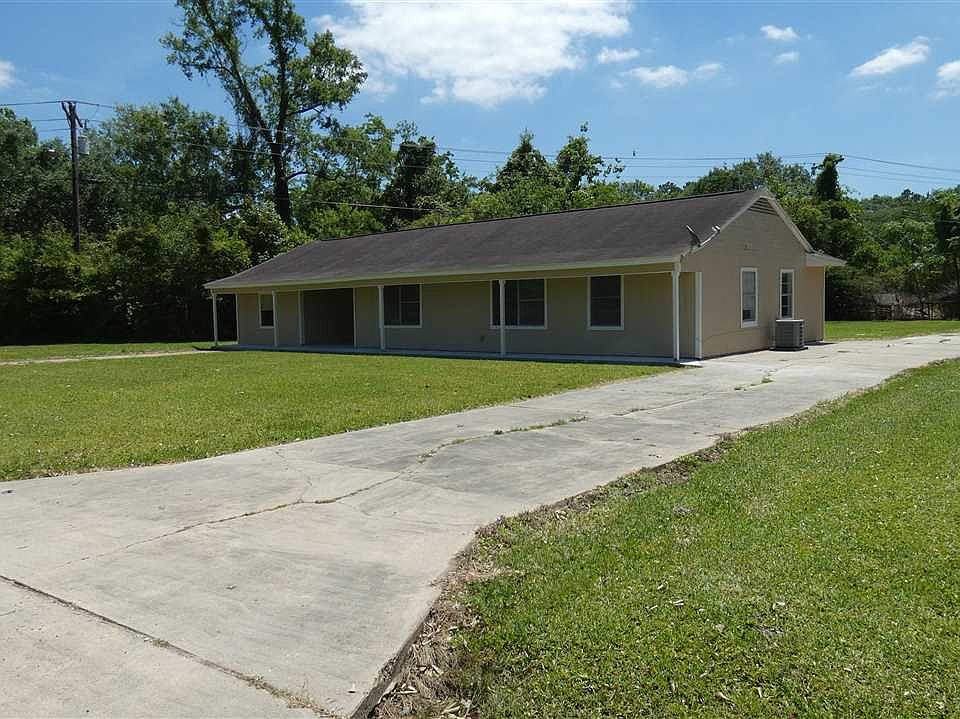 1st image of 210 County Road 857