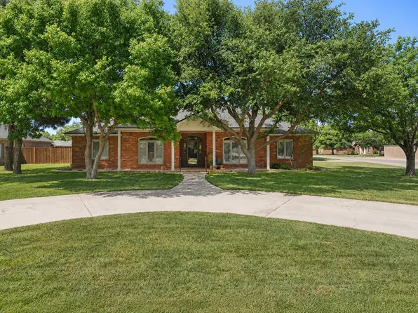 7402 95th St, Lubbock, TX 79424