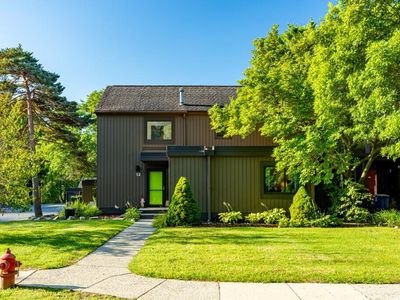 12 Haverhill Ct, Ann Arbor, MI, 48105