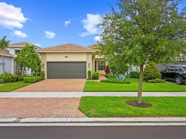 5409 Santa Rosa Ln, Loxahatchee, FL 33470