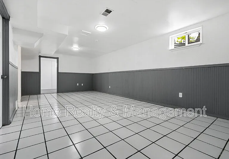 10712 Loren Ln — Photo 28