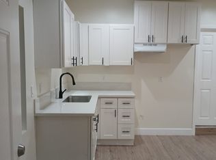 311 Decatur St #B, Bakersfield, CA 93308