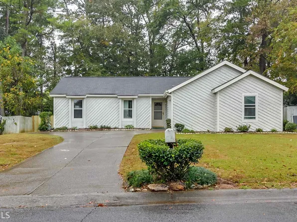 822 Brandlwood Way, Lilburn, GA 30047