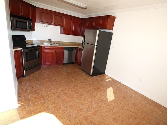3rd image of 3569 Paseo De Los Californianos Unit 262