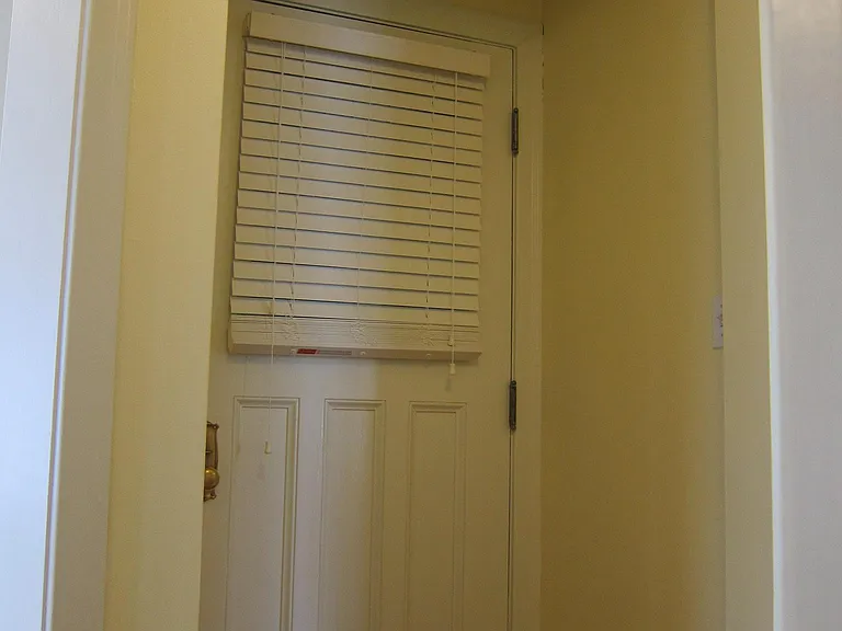 274 Ontario St — Photo 12