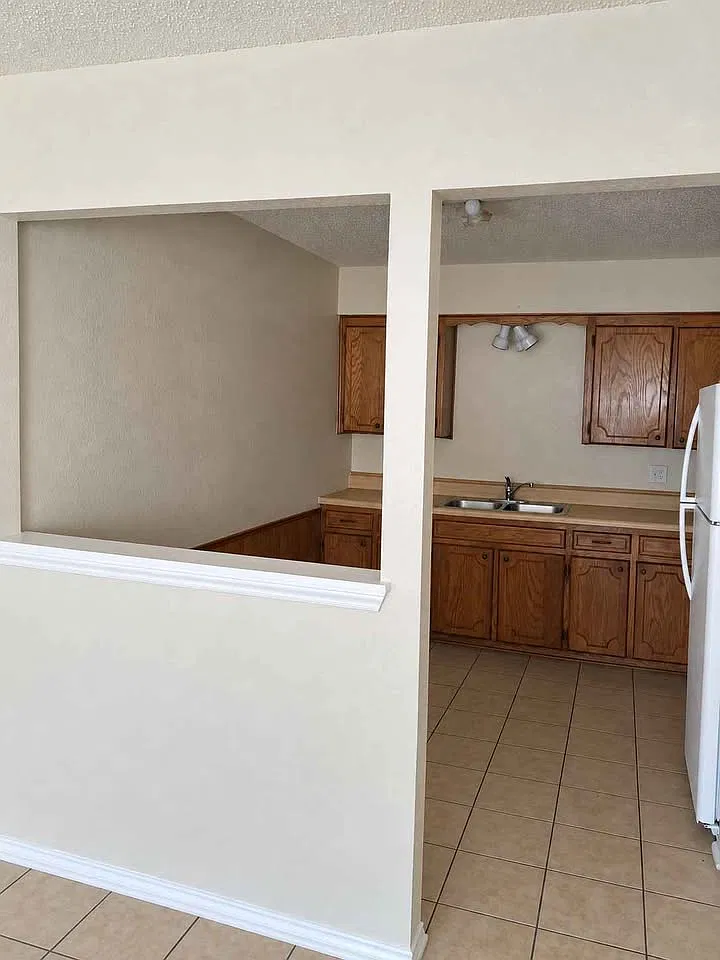 505 Hackberry St — Photo 4