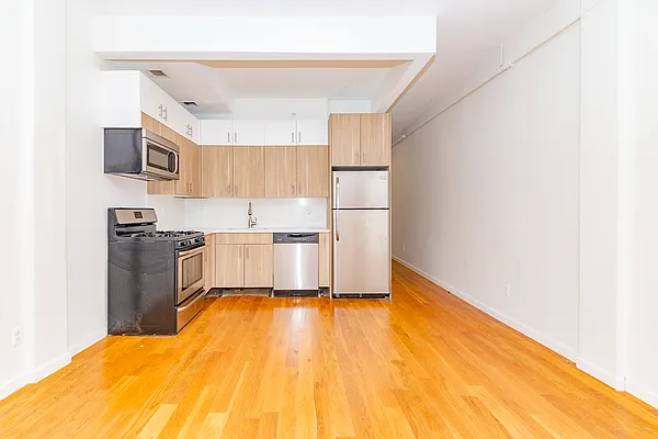 Rented by MySpaceNYC | media 3