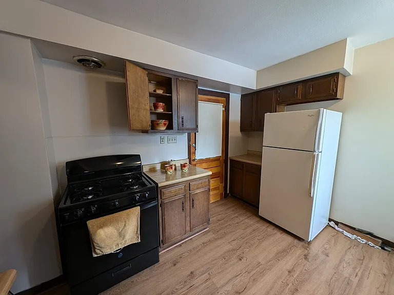 22 Meadow St — Photo 7