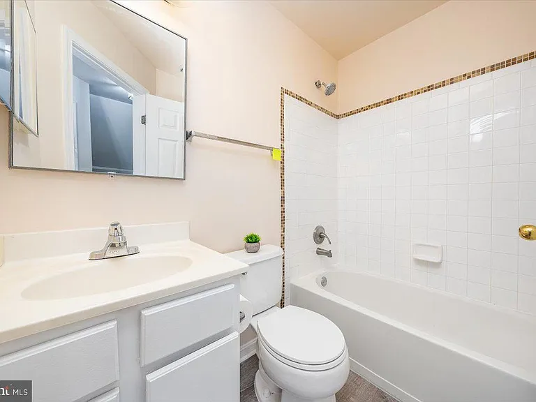 12121 Amber Ridge Cir — Photo 16