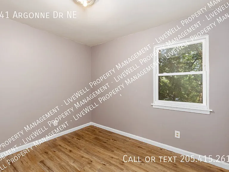 341 Argonne Dr NE — Photo 18