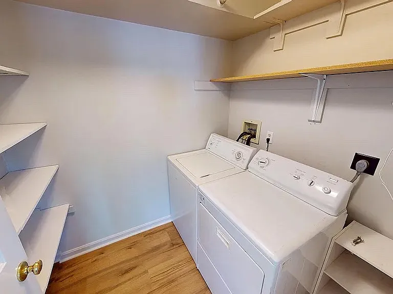 10384 Chamberlin Ct E — Photo 19