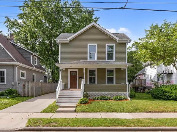 229 Fulton Ave, Oshkosh, WI 54901