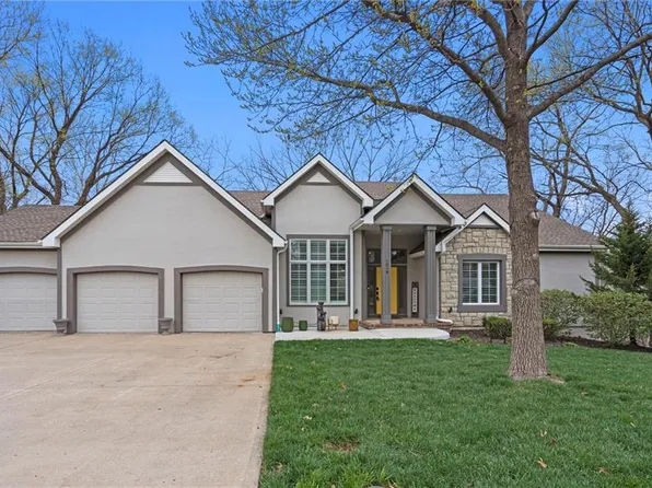 1018 Wildbriar Dr, Liberty, MO 64068