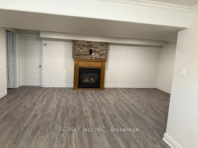 2 bed, $2,000 — Photo 3