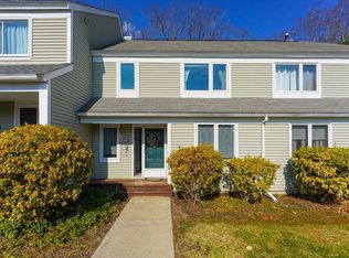70 Stone Ridge Rd, Franklin, MA 02038