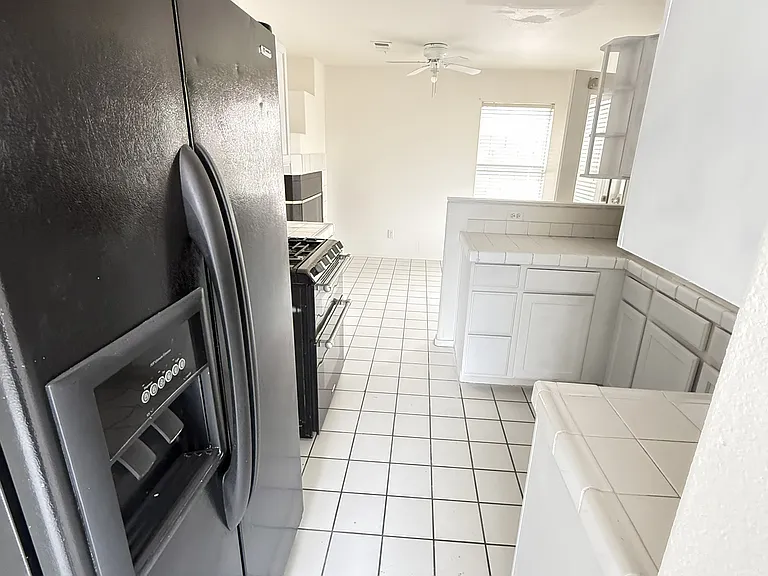 8210 Broward Ln — Photo 3
