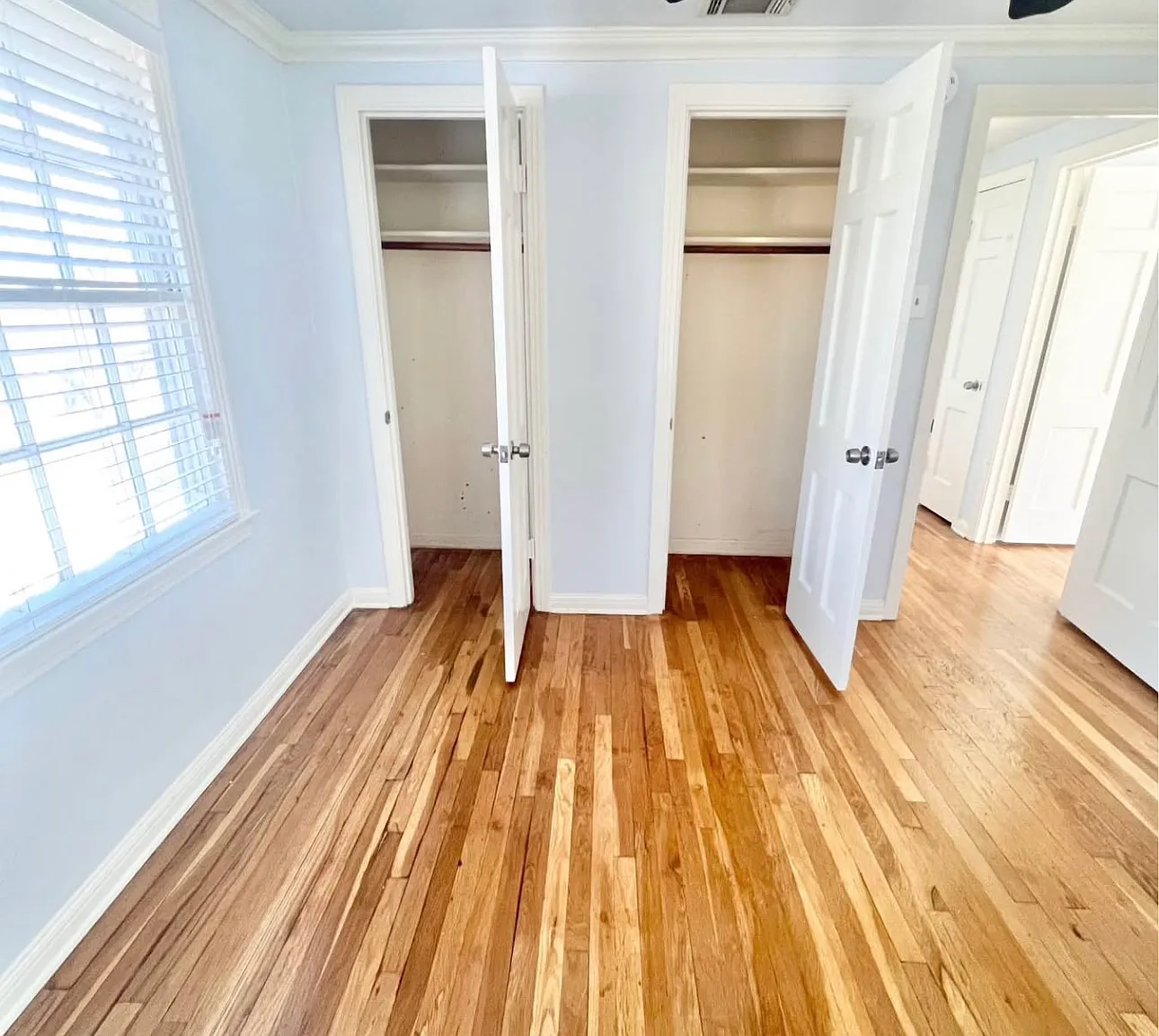 2 bed, 1000 sqft, $1,100 — Photo 3