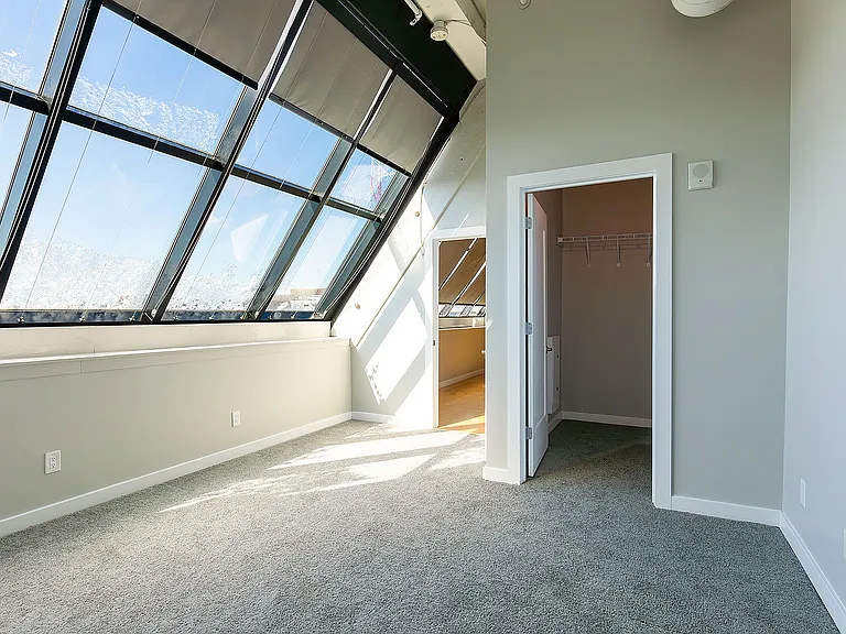 Penthouse Unit